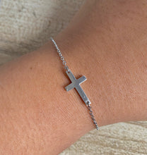 Load image into Gallery viewer, Cruz